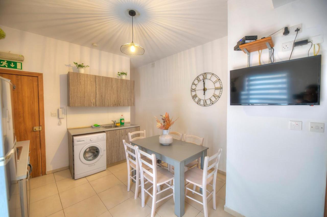 2Bedroom With Large Terrace In Paceville Jpor1-1 San Ġiljan Extérieur photo